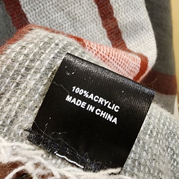 Oversize plaid patterned acrylic Large scarf - Picture 3 of 7